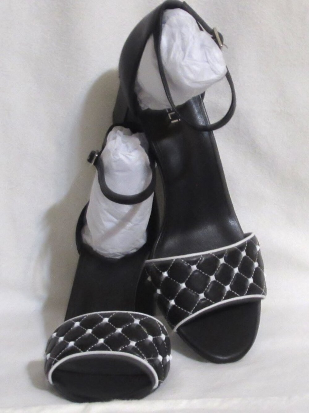 NEW Ladies VANELI Black Leather Sandal Heels Shoes 10 1/2 M 10.5 M Orig $175